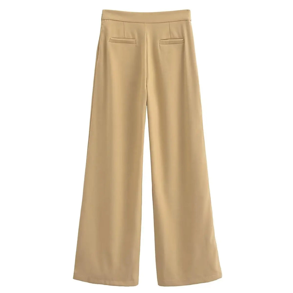 Calça Vogue Charm™️/Mostrando a Calça como uma Peça Clássica, mas com um Toque Moderno!